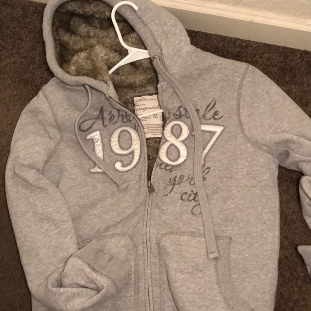 aero sweater